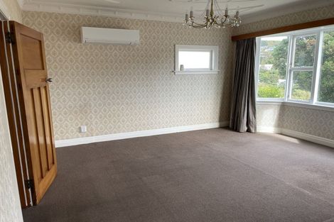 Photo of property in 3 Humber Street, Island Bay, Wellington, 6023