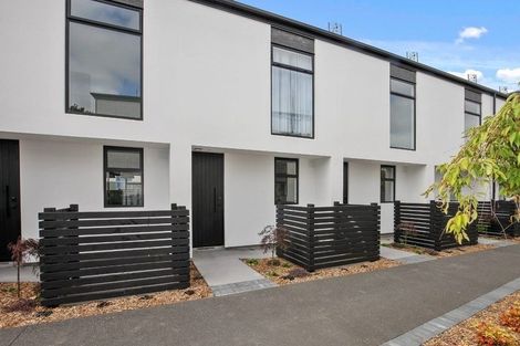 Photo of property in 4/8 New Brighton Road, Shirley, Christchurch, 8061