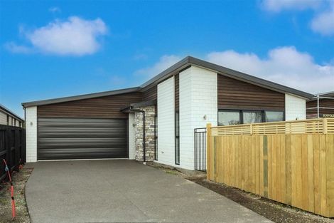 Photo of property in 4 Lussa Close, Broomfield, Christchurch, 8042