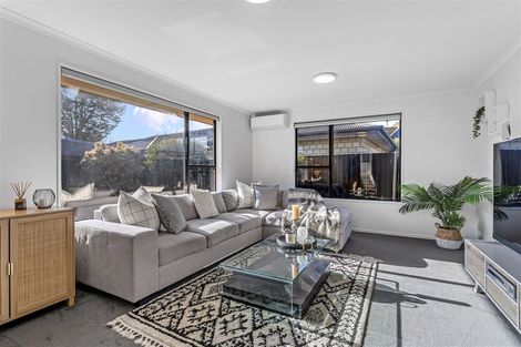 Photo of property in 14 Innisfree Place, Northwood, Christchurch, 8051