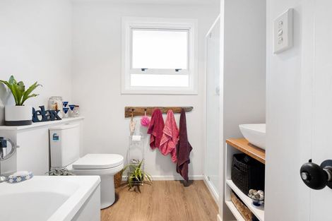 Photo of property in 46 Pacific Road, North New Brighton, Christchurch, 8083