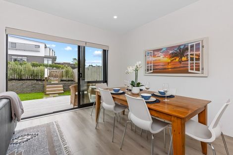 Photo of property in 10b Nellie Drive, Kumeu, 0810