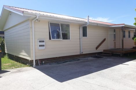 Photo of property in 61b Huia Road, Papatoetoe, Auckland, 2025