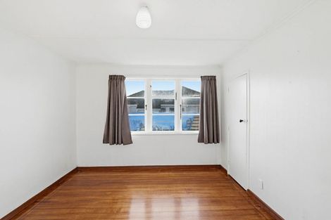 Photo of property in 16 Victory Place, Aramoho, Whanganui, 4500