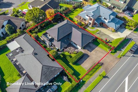 Photo of property in 202 Whitford Road, Shamrock Park, Auckland, 2016