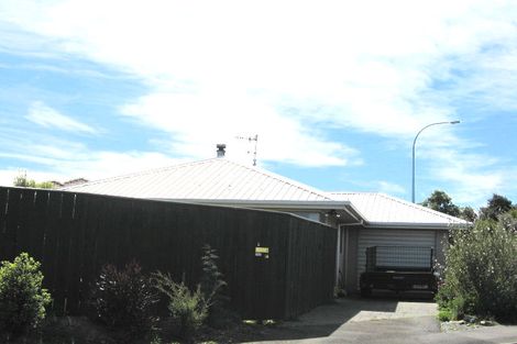 Photo of property in 2/16 Vining Crescent, Stoke, Nelson, 7011