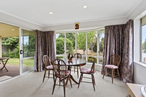 Photo of property in 15 Hawkins Place, Rangiora, 7400