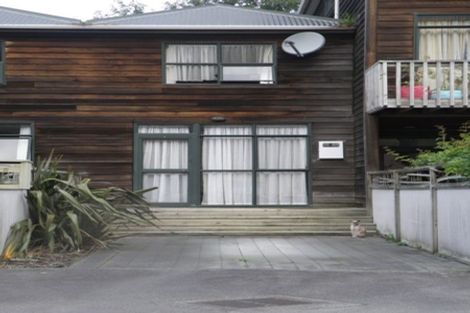 Photo of property in 2u5 Malcolm Lane, Thorndon, Wellington, 6011