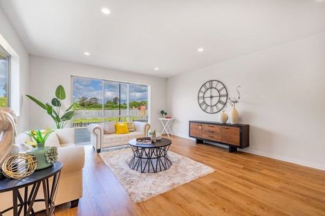 Photo of property in 15 Timbermill Road, Whenuapai, Auckland, 0618