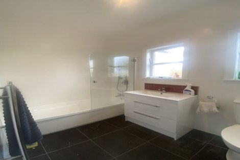 Photo of property in 63 Riverside Drive, Waiwhetu, Lower Hutt, 5010