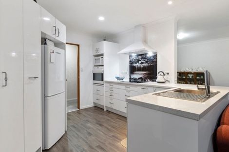 Photo of property in 16 Astor Place, Welcome Bay, Tauranga, 3112