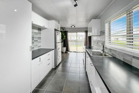 Photo of property in 803a Avenue Road East, Parkvale, Hastings, 4122