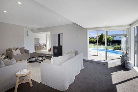 Photo of property in 3 Strowan Road, Strowan, Christchurch, 8052