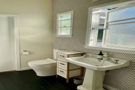 Photo of property in 23 Mount Street, Nelson South, Nelson, 7010