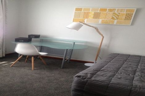 Photo of property in 16 Freyberg Street, Roslyn, Palmerston North, 4414