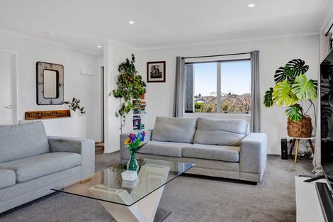 Photo of property in 31 Jules Crescent, Bell Block, New Plymouth, 4312