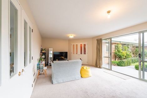 Photo of property in 12a Shaftesbury Street, Avonhead, Christchurch, 8042