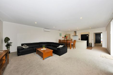 Photo of property in 24 Sholto Duncan Crescent, Halswell, Christchurch, 8025