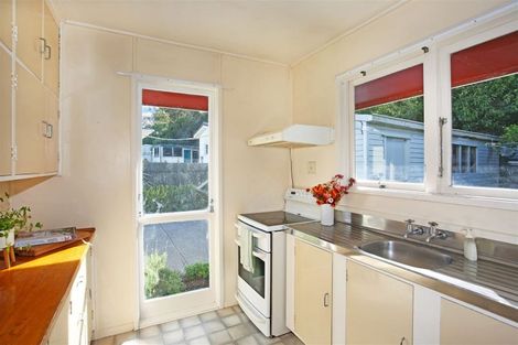 Photo of property in 13 Totara Street, Waiuku, 2123