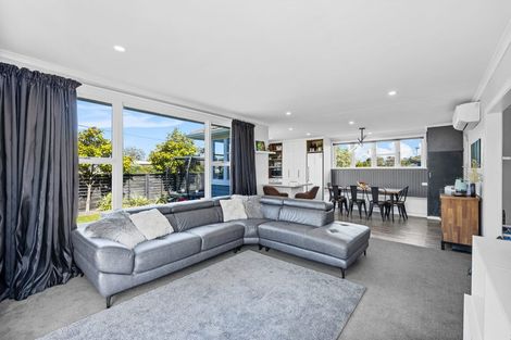 Photo of property in 27 Parnwell Street, Burwood, Christchurch, 8083