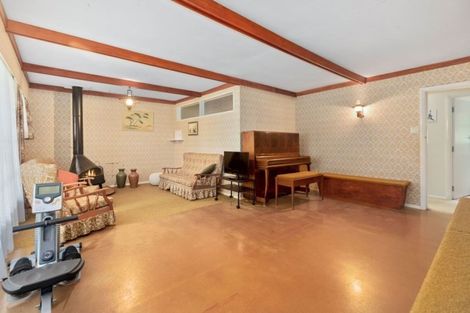 Photo of property in 58 Hine Road, Wainuiomata, Lower Hutt, 5014