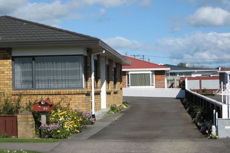 Photo of property in 93 Wallace Place, Westown, New Plymouth, 4310