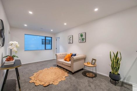 Photo of property in 6c Raeben Avenue, Hillcrest, Auckland, 0627