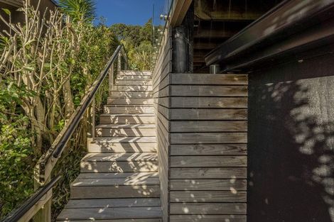 Photo of property in 34 Motuhoa Road, Tairua, 3508