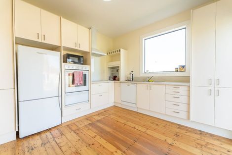 Photo of property in 73 London Street, Hampden, 9410