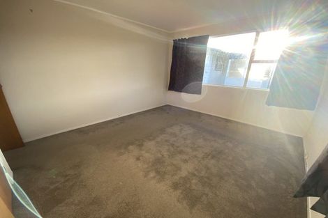 Photo of property in 29 Cockayne Crescent, Sunnynook, Auckland, 0620