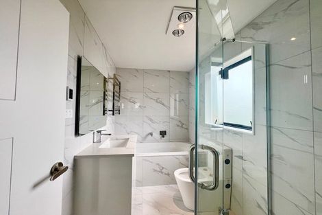 Photo of property in 56 Casuarina Road, Half Moon Bay, Auckland, 2012