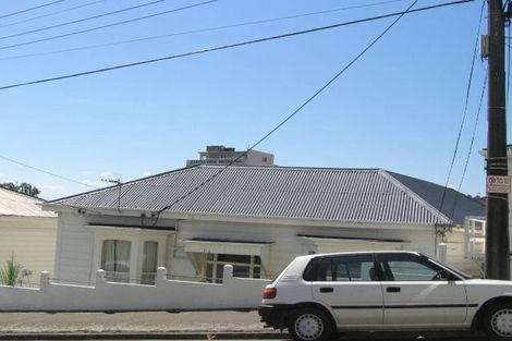 Photo of property in 23 Nairn Street, Mount Cook, Wellington, 6011