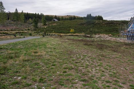 Photo of property in 21 Luge Loop, Castle Hill, 7580