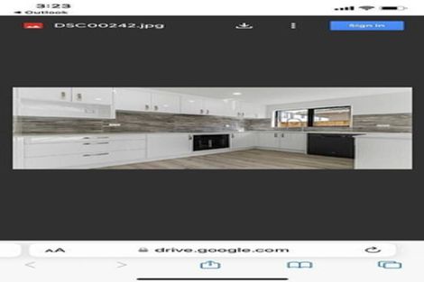 Photo of property in 8a Tiraumea Drive, Pakuranga, Auckland, 2010