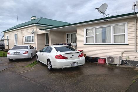 Photo of property in 710 Jervois Street, Mayfair, Hastings, 4122