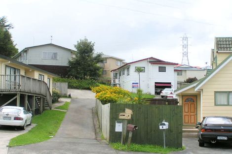 Photo of property in 5 Frosses Place, Massey, Auckland, 0614