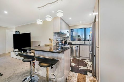 Photo of property in 45c Jellicoe Road, Manurewa, Auckland, 2102