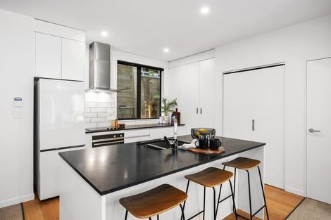 Photo of property in 15/80u Seatoun Heights Road, Seatoun, Wellington, 6022