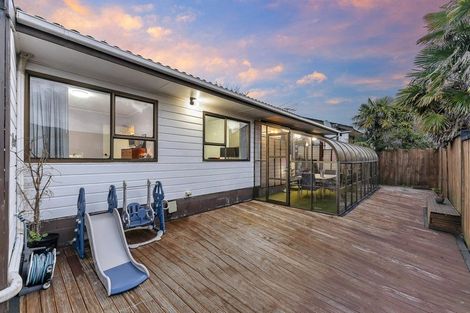 Photo of property in 3/21 Northall Road, New Lynn, Auckland, 0600