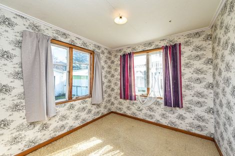 Photo of property in 67 Thatcher Street, Castlecliff, Whanganui, 4501