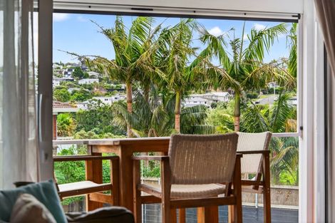 Photo of property in 2/35 Rangitoto Terrace, Milford, Auckland, 0620