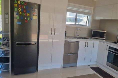 Photo of property in 113d4 Moorefield Road, Johnsonville, Wellington, 6037