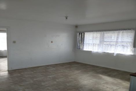 Photo of property in 25 Raglan Street, Mangere East, Auckland, 2024