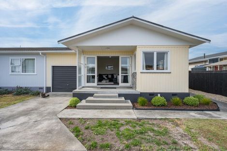 Photo of property in 3/25 Kipling Crescent, Stoke, Nelson, 7011