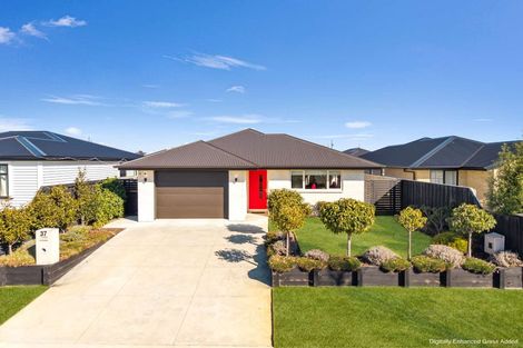 Photo of property in 37 Waituna Street, Pegasus, 7612