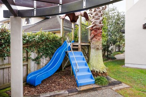 Photo of property in 37 Abby Road, Fitzherbert, Palmerston North, 4410