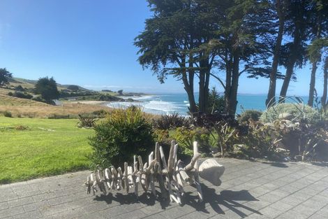 Photo of property in 506 The Nuggets Road, Ahuriri Flat, Kaka Point, 9271