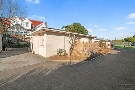 Photo of property in 65a Victoria Street, Coromandel, 3506