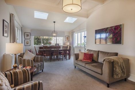 Photo of property in 1a Glen Road, Stanley Point, Auckland, 0624