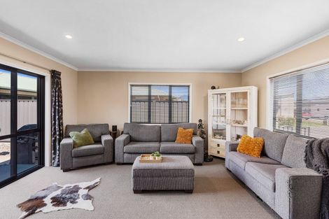 Photo of property in 11 Lewis Way, Poraiti, Napier, 4112